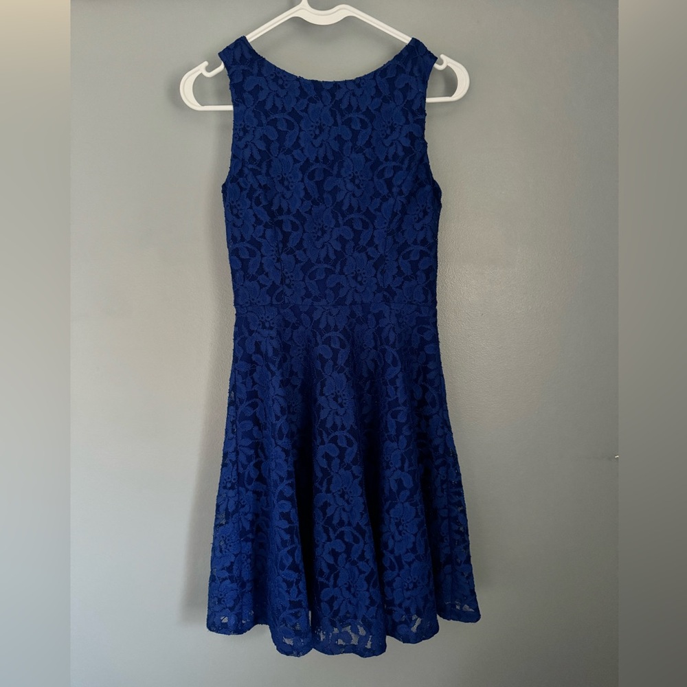 NAVY LACE DRESS
